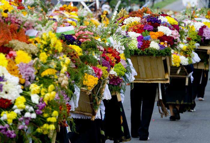 5 imperdibles de Medellín - Silleteros y Santa Elena