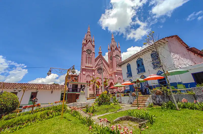 Jericó, Antioquia ¡UN PUEBLO SORPRENDENTE!